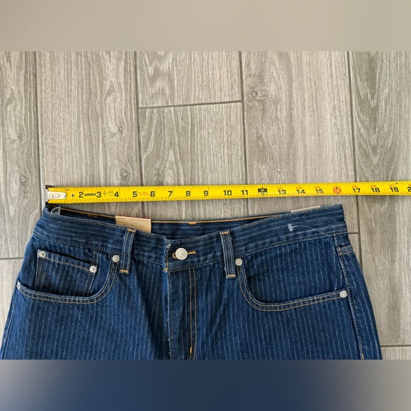 Levi's|Women’s Low Pro Relaxed Fit,Pinstriped Blue Denim Jeans•straight leg,NWT - Picture 13 of 16